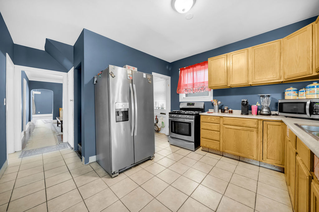 5914 South Washtenaw Avenue Chicago IL 60629