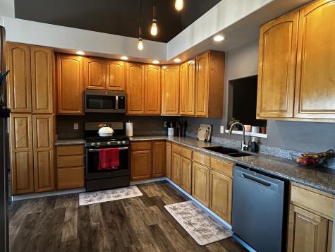 12795 Lawrence Road Sterling IL 61081