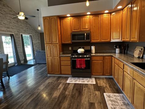 12795 Lawrence Road Sterling IL 61081