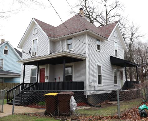 1425 Blaisdell Street Rockford IL 61101