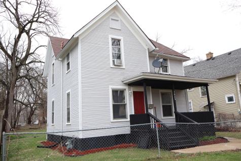 1425 Blaisdell Street Rockford IL 61101