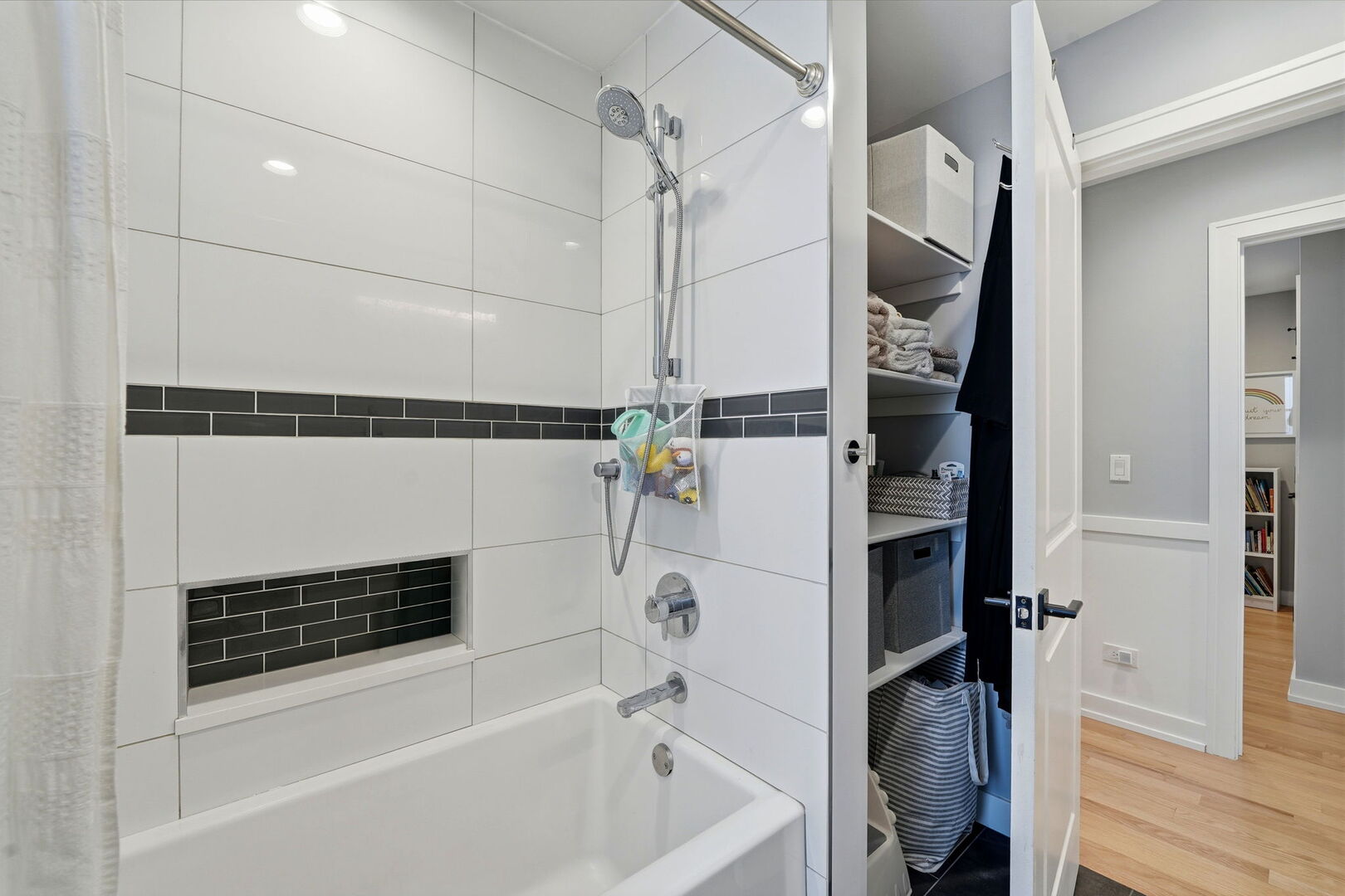 3806 North Nordica Avenue Chicago IL 60634