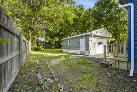 424 Titsworth Court Aurora IL 60505