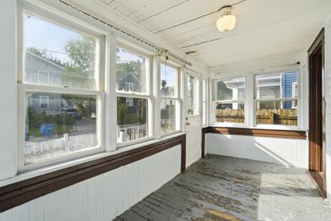 424 Titsworth Court Aurora IL 60505