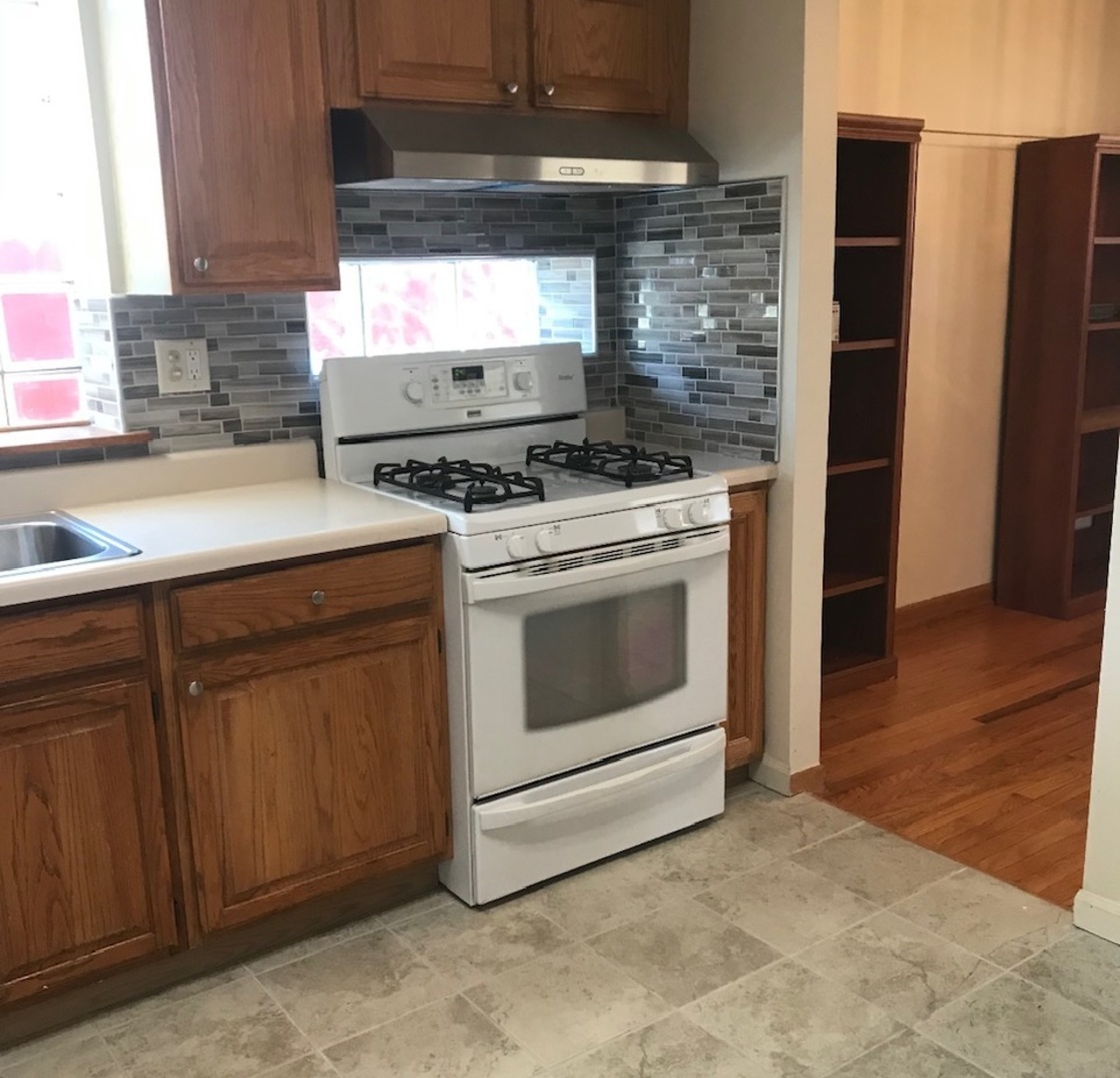 442 West 126th Street Chicago IL 60628