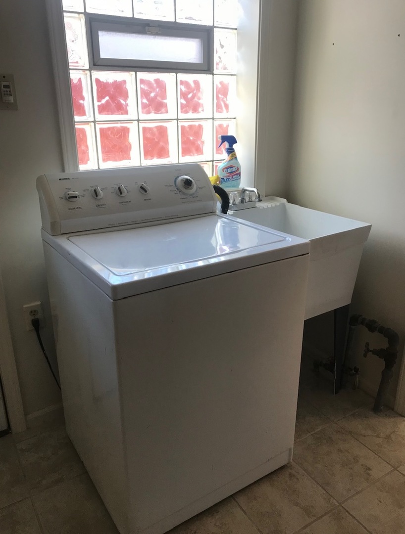 442 West 126th Street Chicago IL 60628