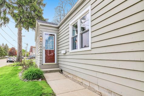 150 East Mill Street Wauconda IL 60084