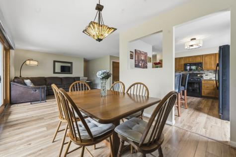 801 Delphia Avenue Elk Grove Village IL 60007