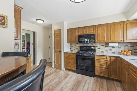 801 Delphia Avenue Elk Grove Village IL 60007