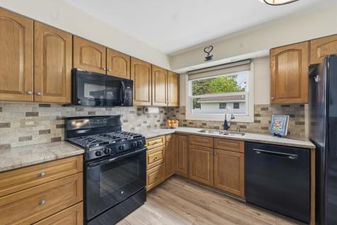 801 Delphia Avenue Elk Grove Village IL 60007