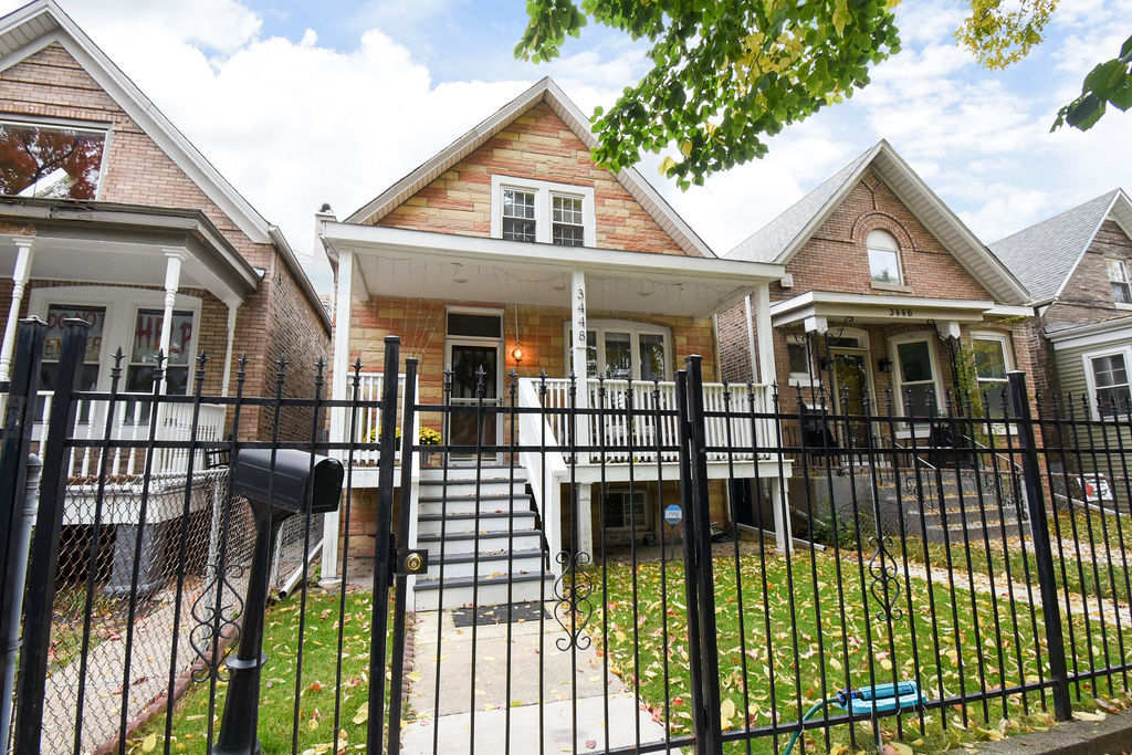 3448 West Hirsch Street Chicago IL 60651