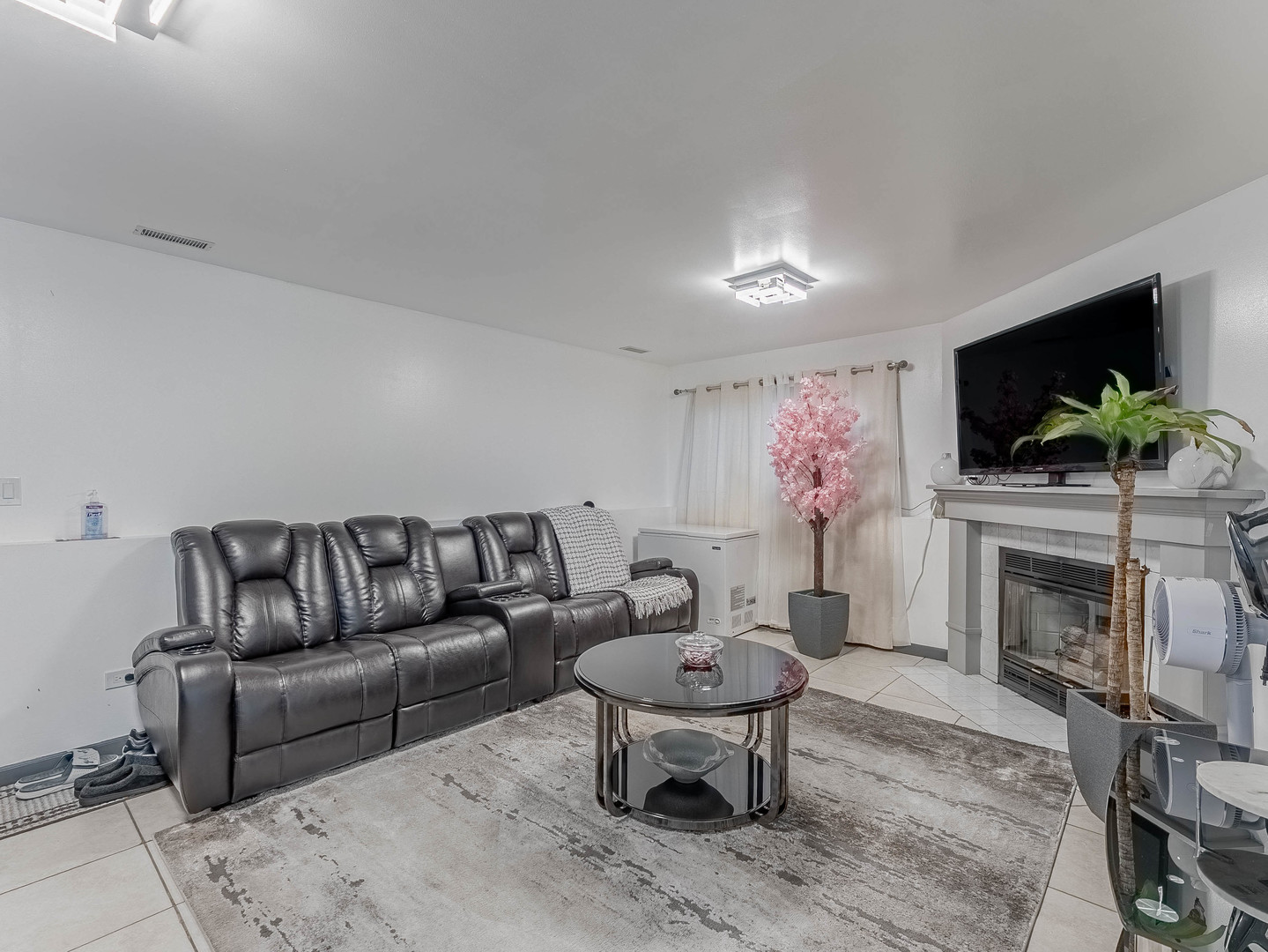 921 North Grace Street Lombard IL 60148