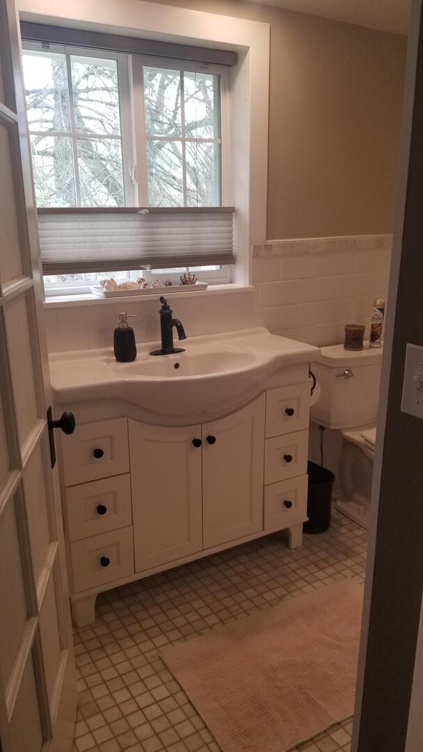 2536 Old Glenview Road Wilmette IL 60091