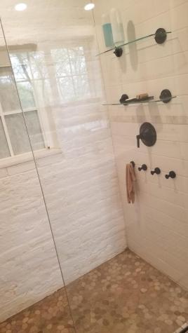 2536 Old Glenview Road Wilmette IL 60091