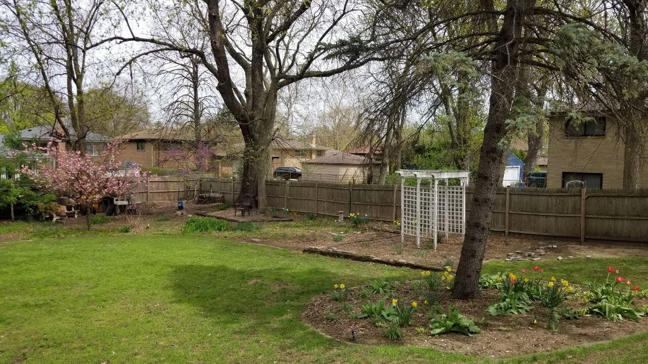 2536 Old Glenview Road Wilmette IL 60091