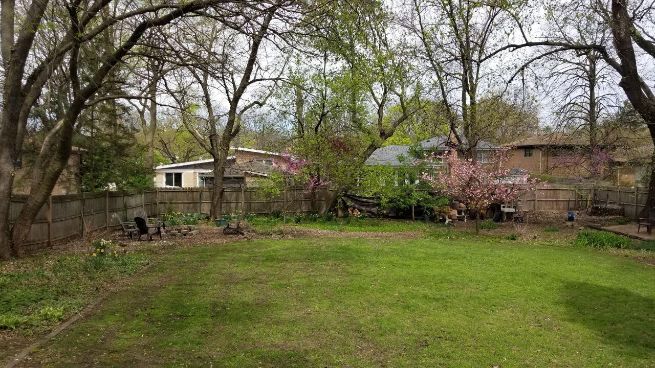 2536 Old Glenview Road Wilmette IL 60091