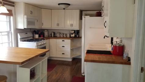 2536 Old Glenview Road Wilmette IL 60091