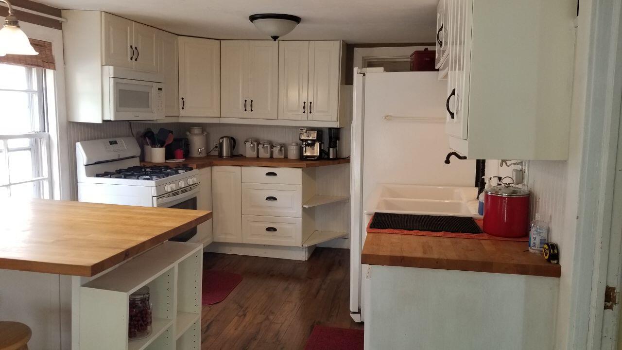 2536 Old Glenview Road Wilmette IL 60091