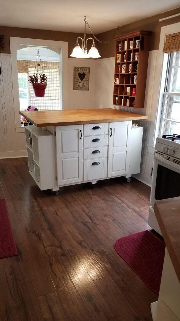 2536 Old Glenview Road Wilmette IL 60091