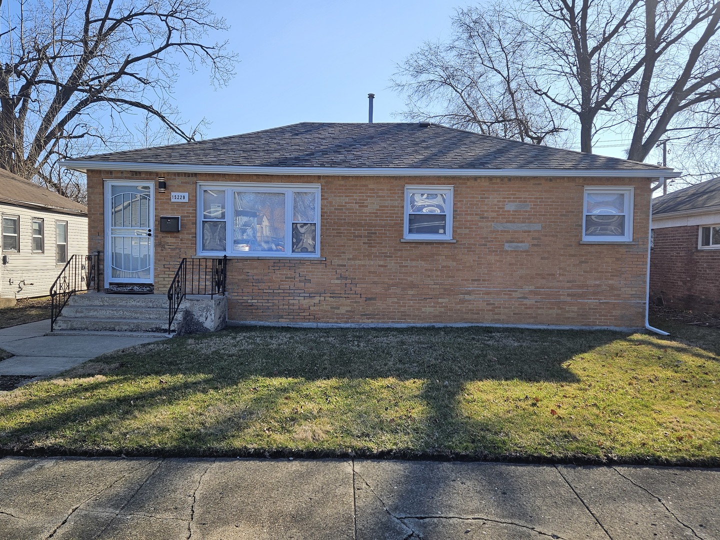 15229 Honore Avenue Harvey IL 60426
