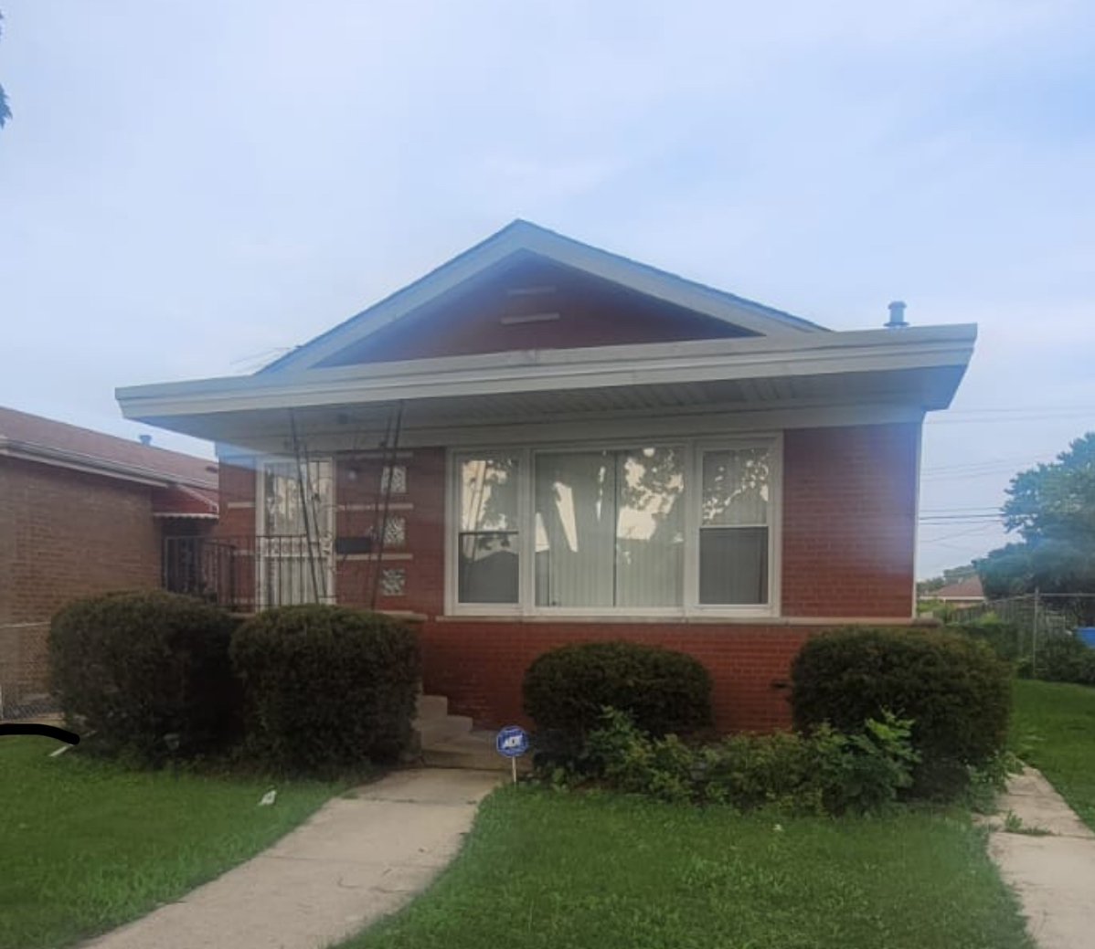 9117 South Wallace Street Chicago IL 60620