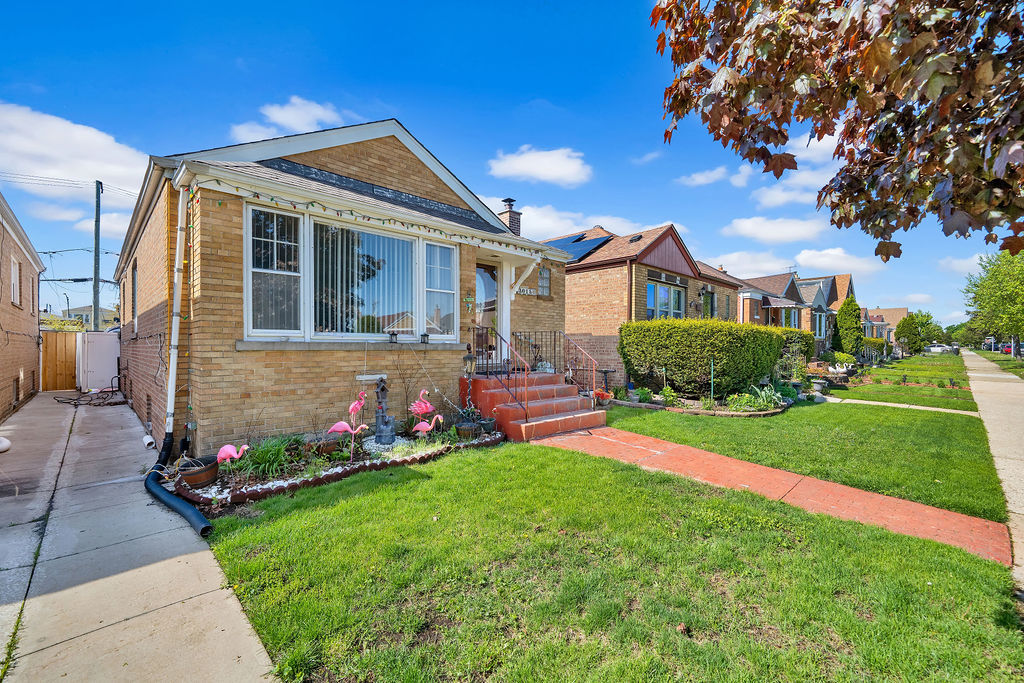 3615 West 70th Place Chicago IL 60629