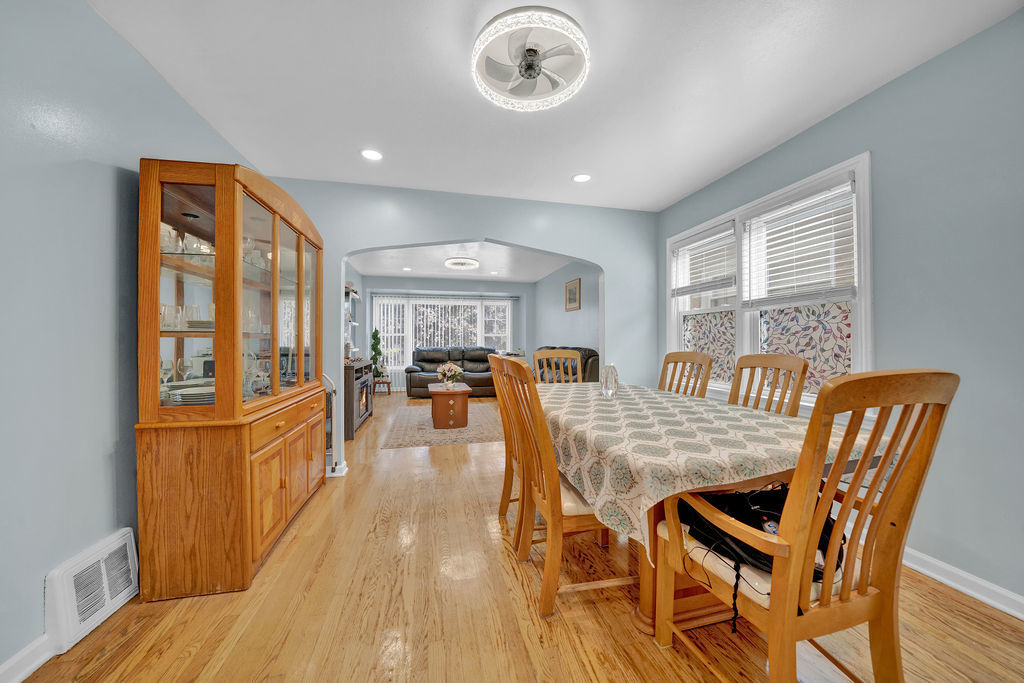 3615 West 70th Place Chicago IL 60629