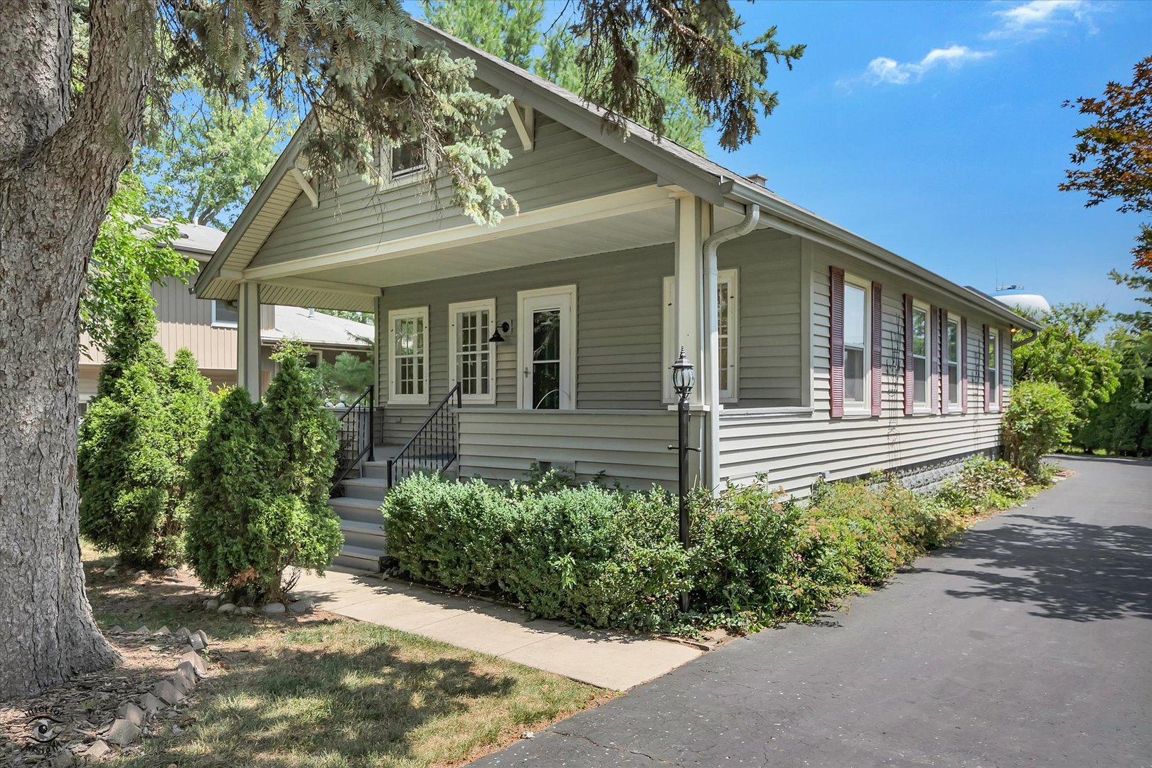 105 Oak Avenue Westmont IL 60559