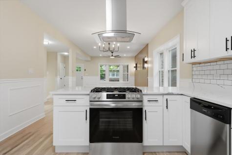 8044 South May Street Chicago IL 60620