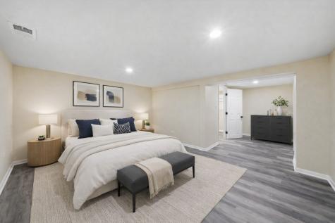 8044 South May Street Chicago IL 60620
