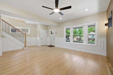 8044 South May Street Chicago IL 60620