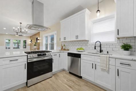 8044 South May Street Chicago IL 60620