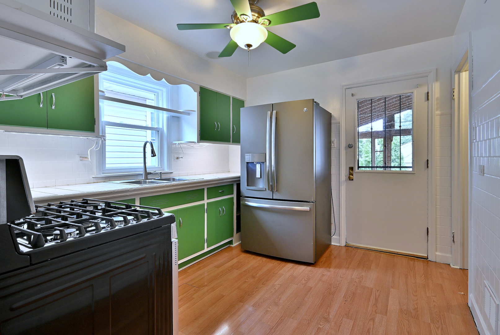 3952 North Oleander Avenue Chicago IL 60634