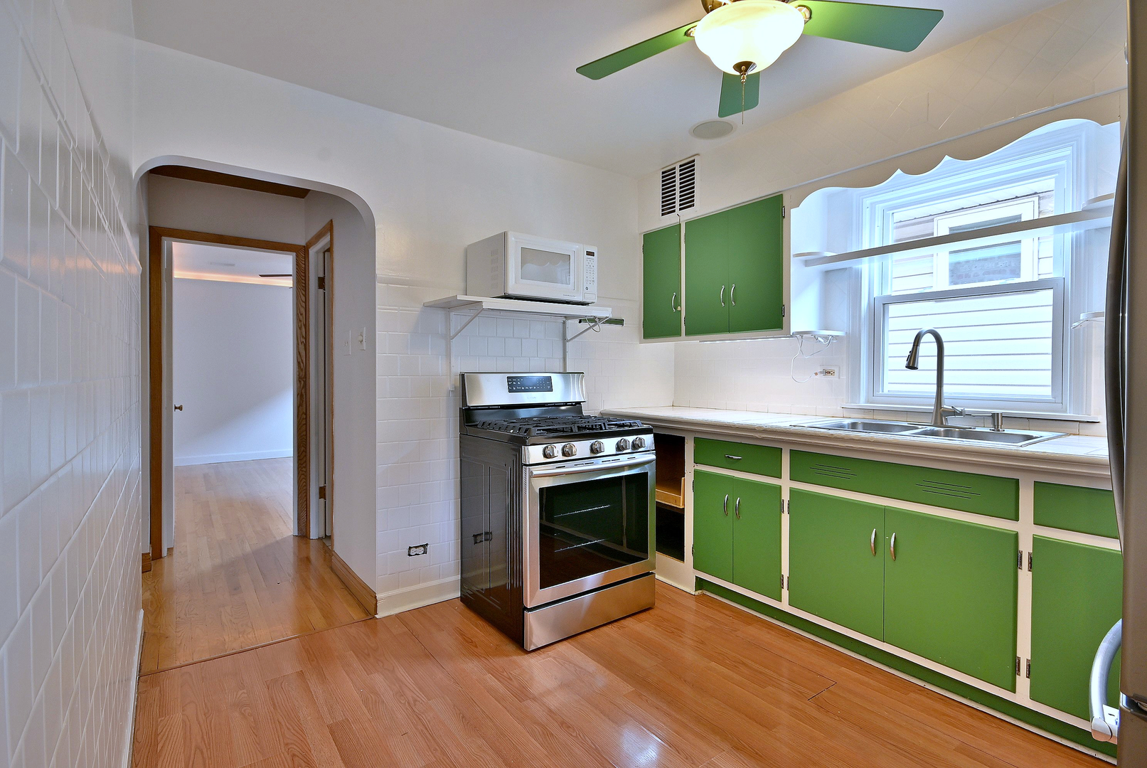 3952 North Oleander Avenue Chicago IL 60634