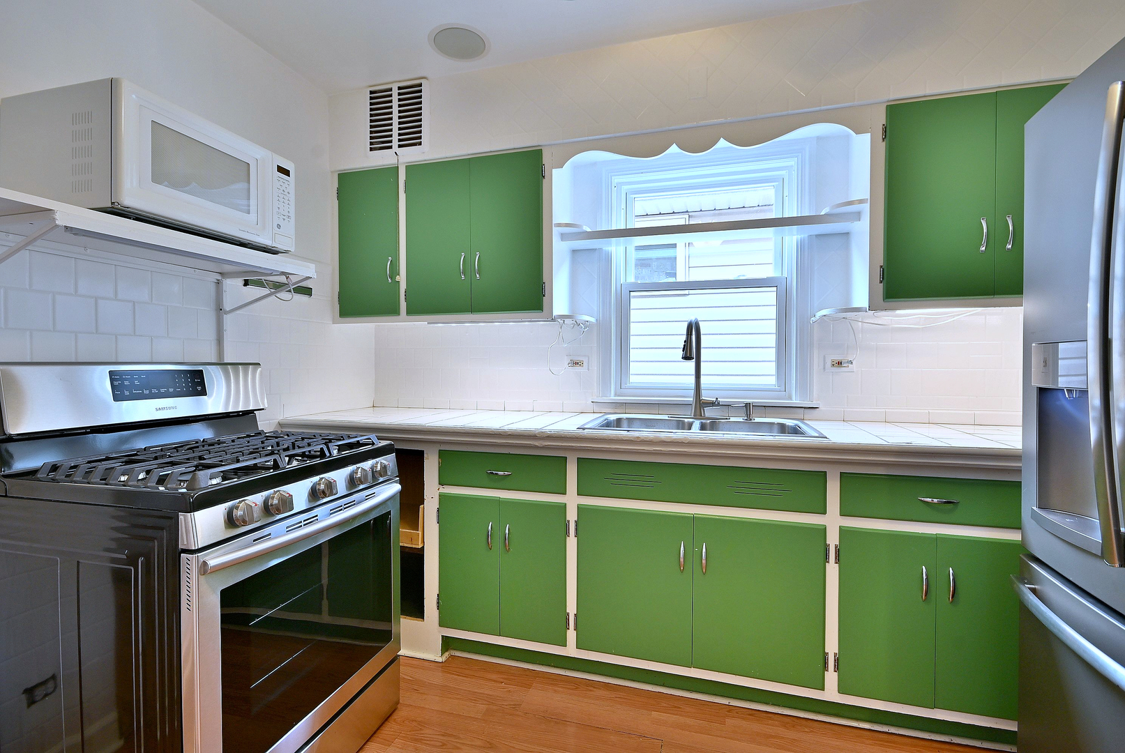 3952 North Oleander Avenue Chicago IL 60634