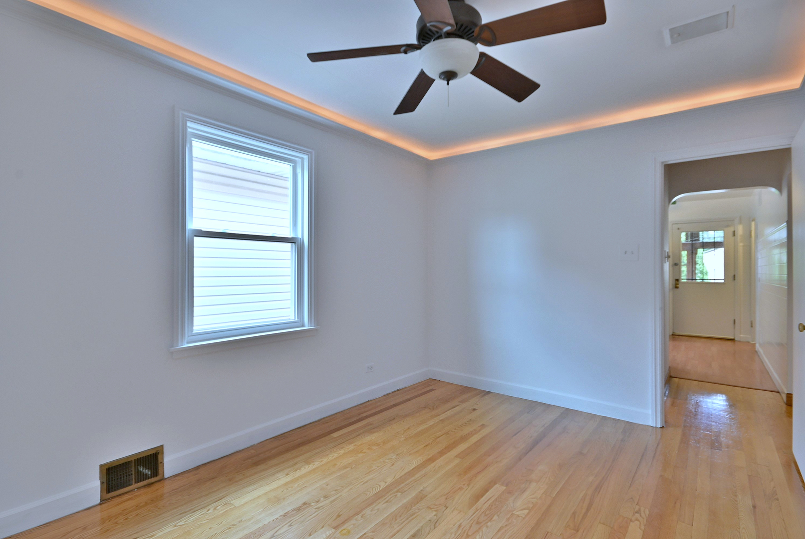 3952 North Oleander Avenue Chicago IL 60634