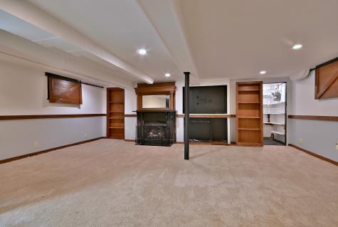 3952 North Oleander Avenue Chicago IL 60634