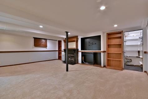 3952 North Oleander Avenue Chicago IL 60634