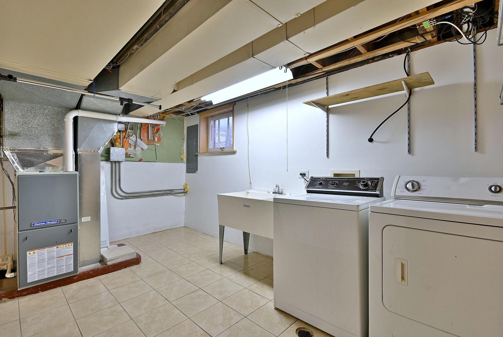 3952 North Oleander Avenue Chicago IL 60634