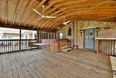 3952 North Oleander Avenue Chicago IL 60634