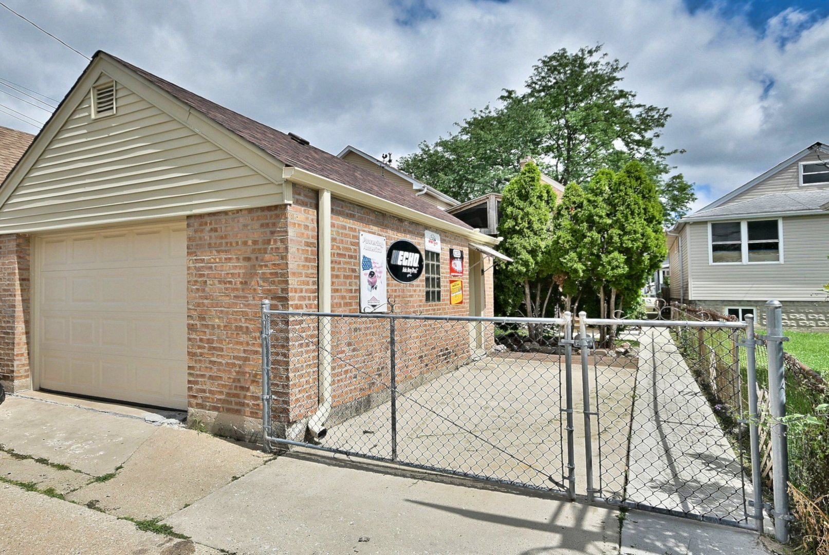 3952 North Oleander Avenue Chicago IL 60634