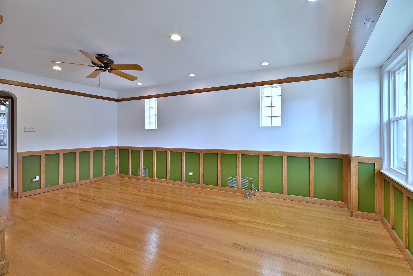 3952 North Oleander Avenue Chicago IL 60634