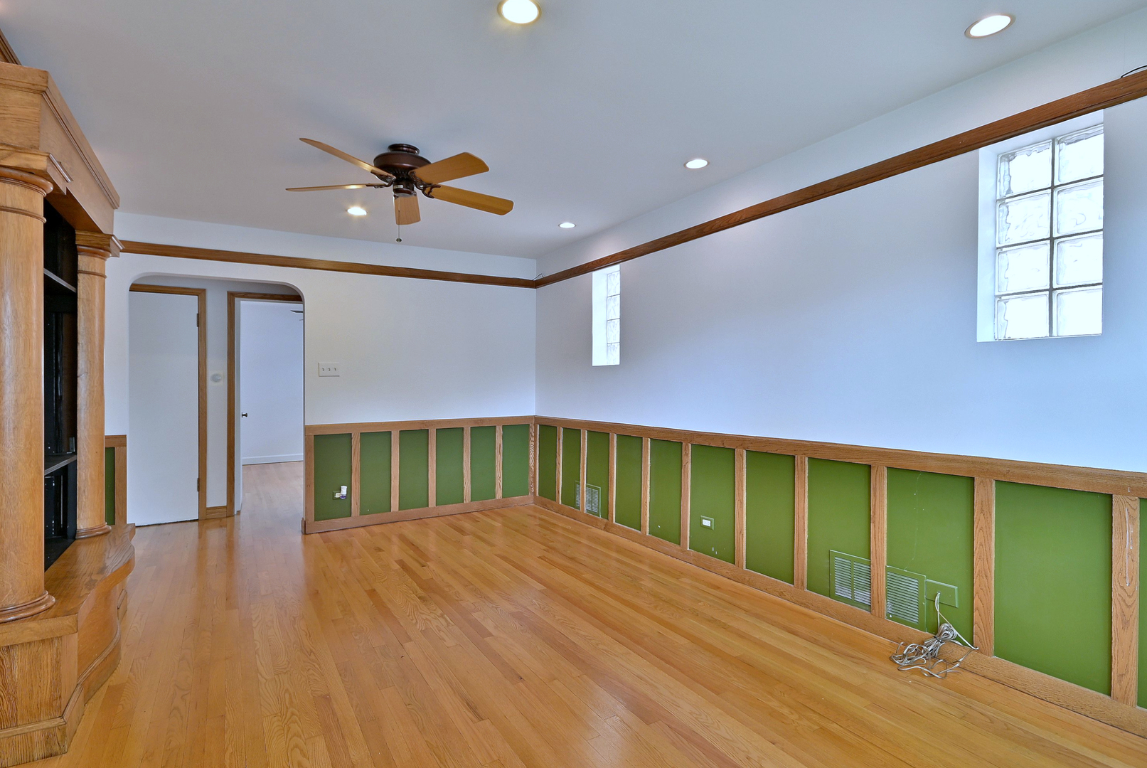 3952 North Oleander Avenue Chicago IL 60634