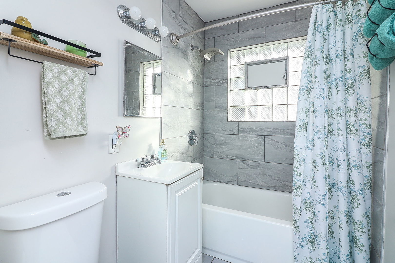 121 West Park Drive Lombard IL 60148