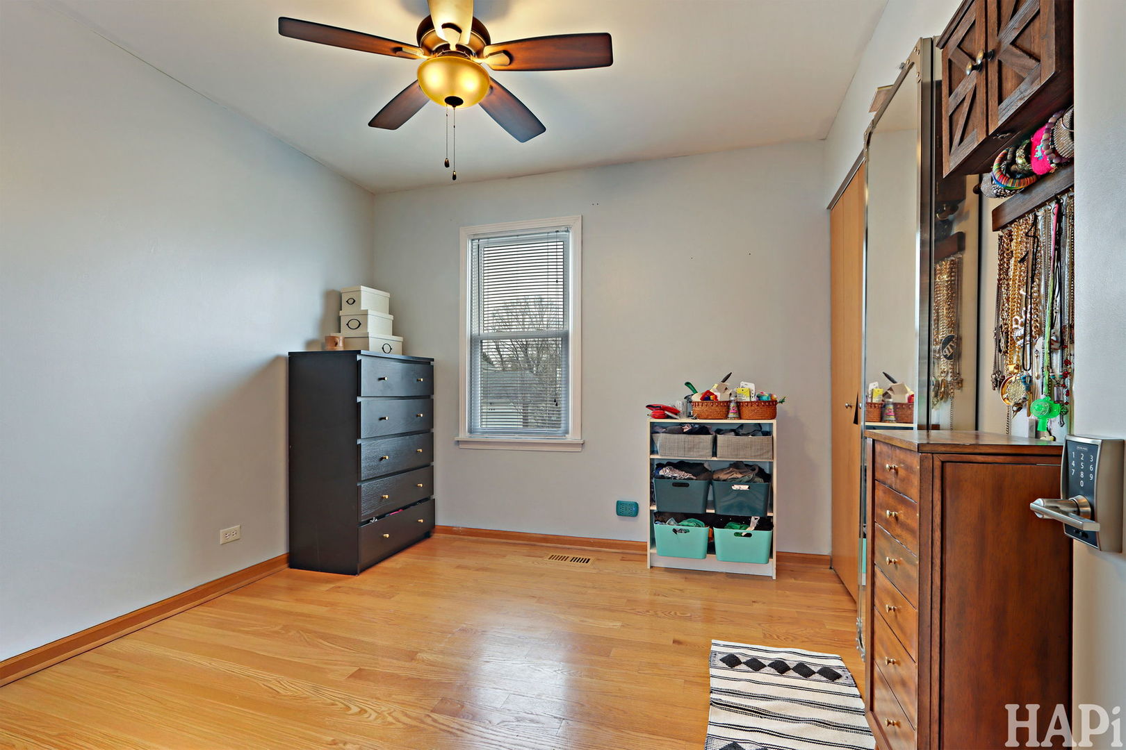 725 Buffalo Circle Carol Stream IL 60188