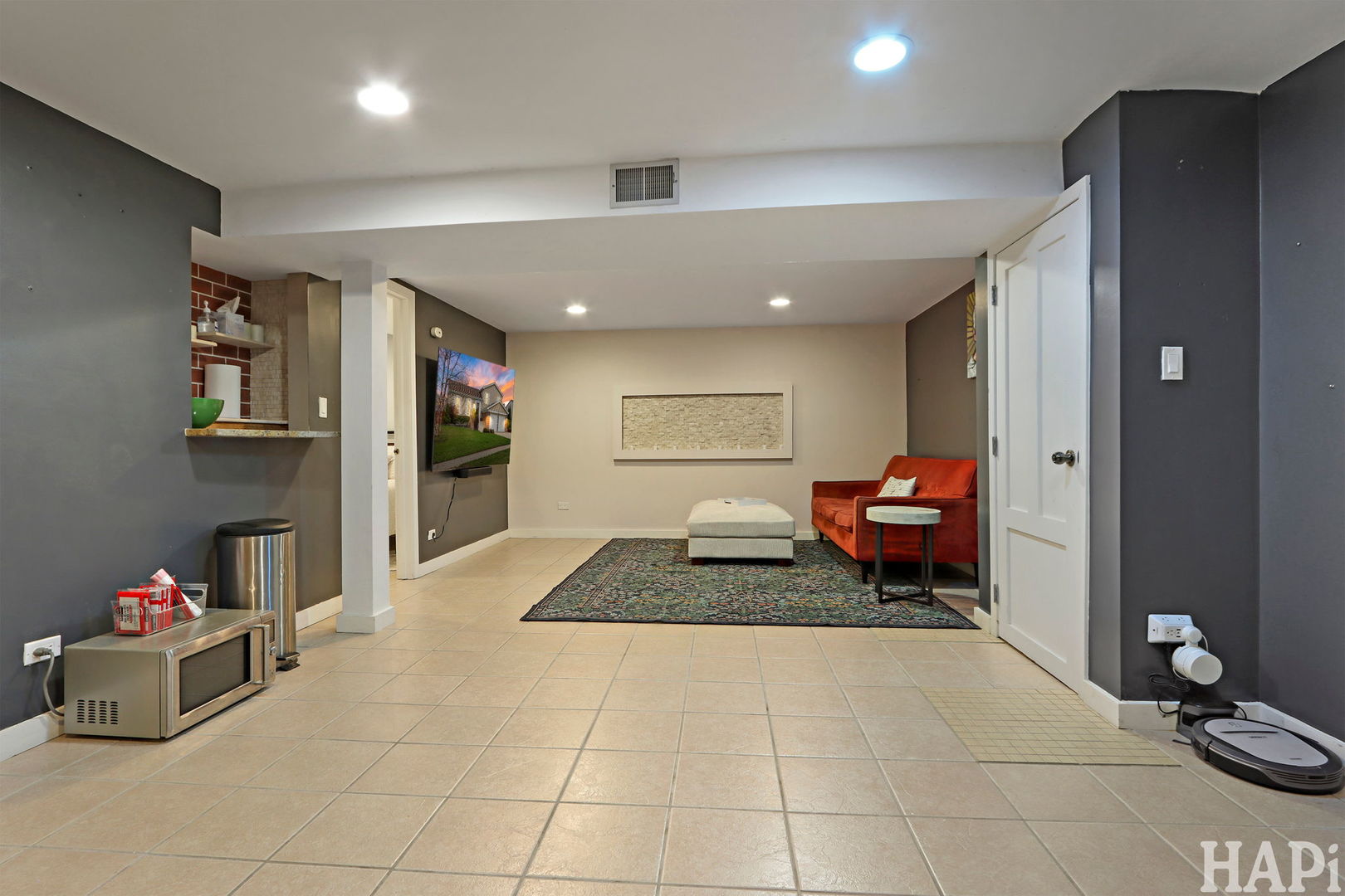 725 Buffalo Circle Carol Stream IL 60188