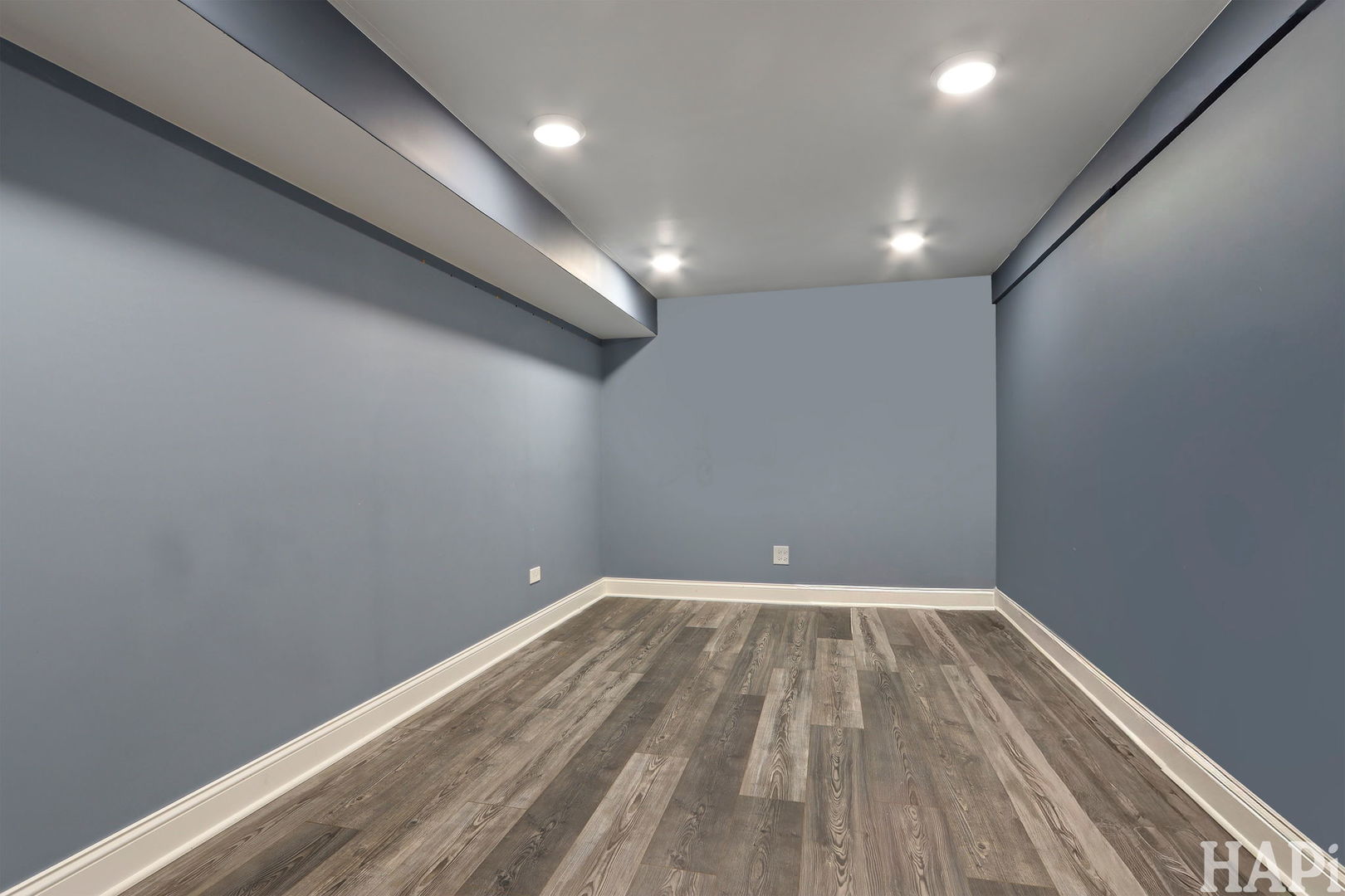 725 Buffalo Circle Carol Stream IL 60188