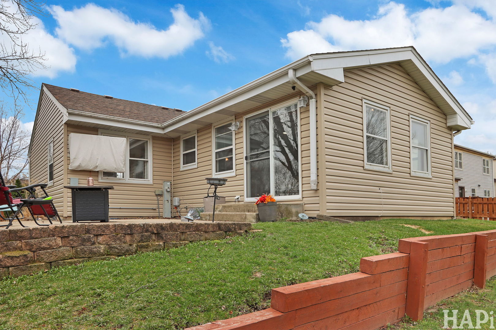 725 Buffalo Circle Carol Stream IL 60188