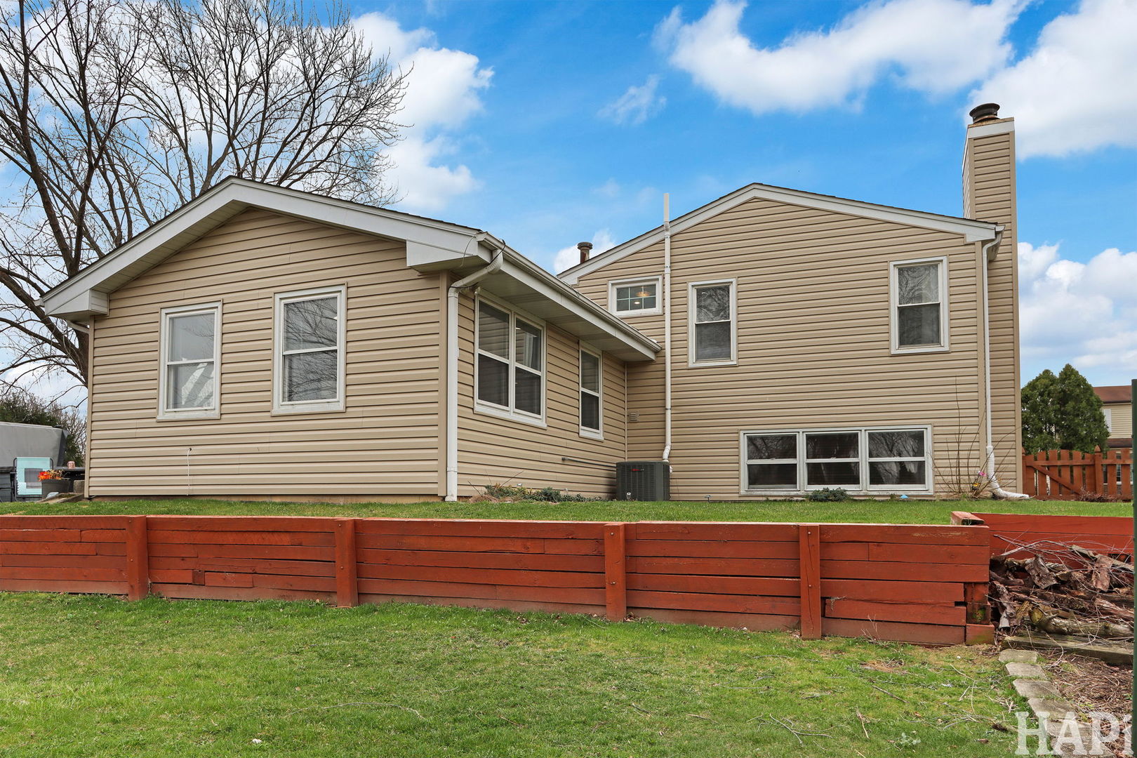 725 Buffalo Circle Carol Stream IL 60188