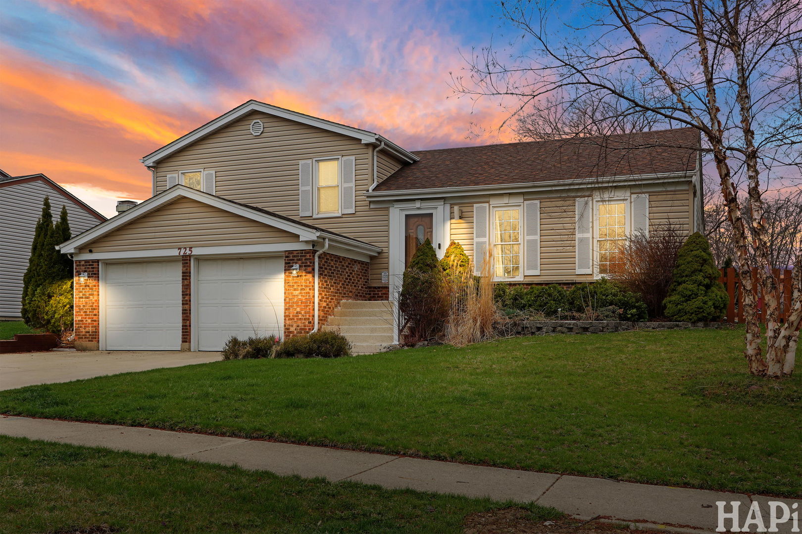 725 Buffalo Circle Carol Stream IL 60188